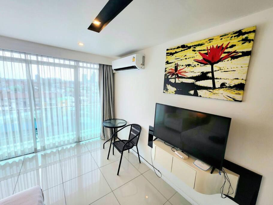 Modern In Downtown Pattaya